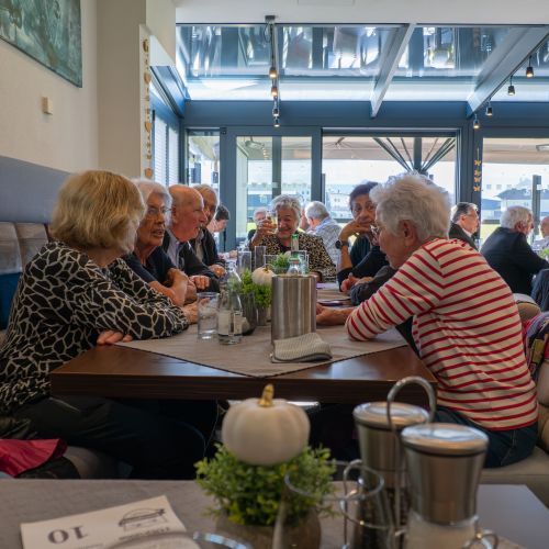 Besucher des Generationenfest